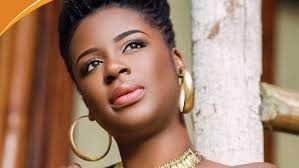 Charlotte Dipanda dévoile son nouvel album "Soirs de Fête"