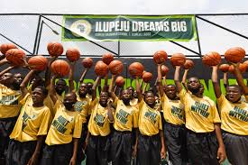 L'Histoire Africaine et le Basket-ball: Au-delà du Récit Européen